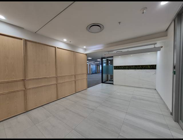 426M² OFFICE TO LET IN SANDTON CENTRAL
